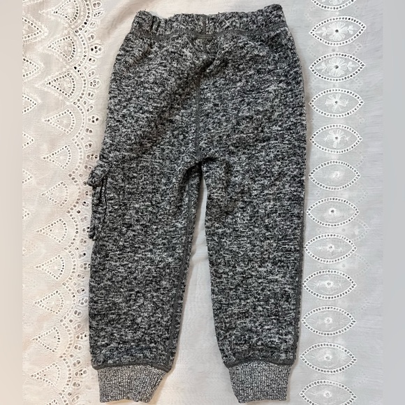 Roots Kids Salt and Pepper Slim Cuff Cargo Sweatpant 4T - Picture 3 of 3
